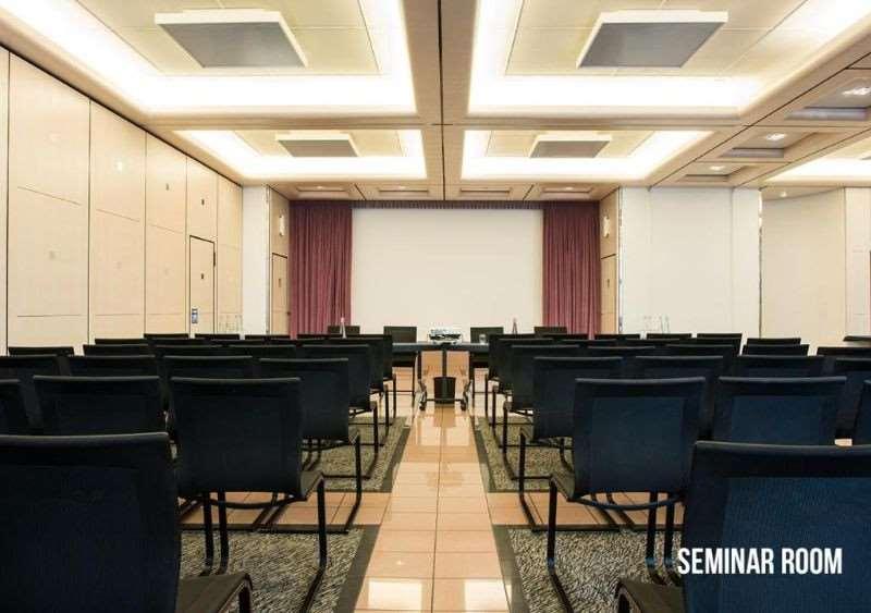 Grand Hotel Les Endroits La Chaux De Fonds Facilități foto